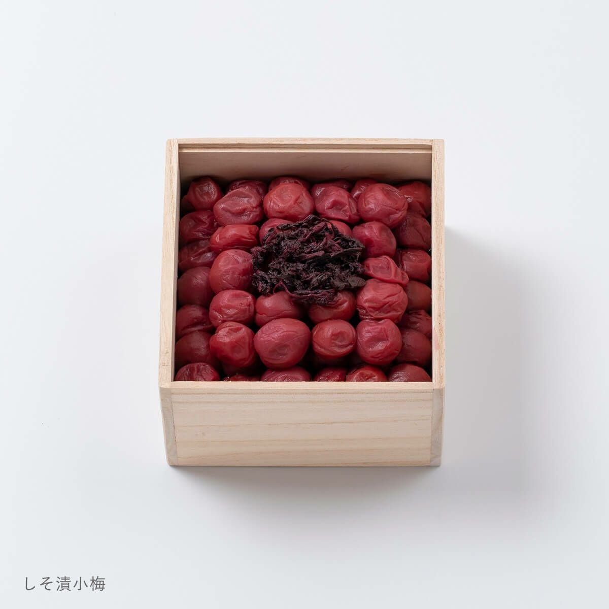 梅咲く木箱 しそ漬小梅 単品ギフト 250g水引き「梅結び」ラッピング　石神邑オンラインショップ
